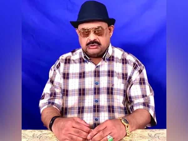 MQM leader bashes Pakistan's army for demeaning peaceful protests