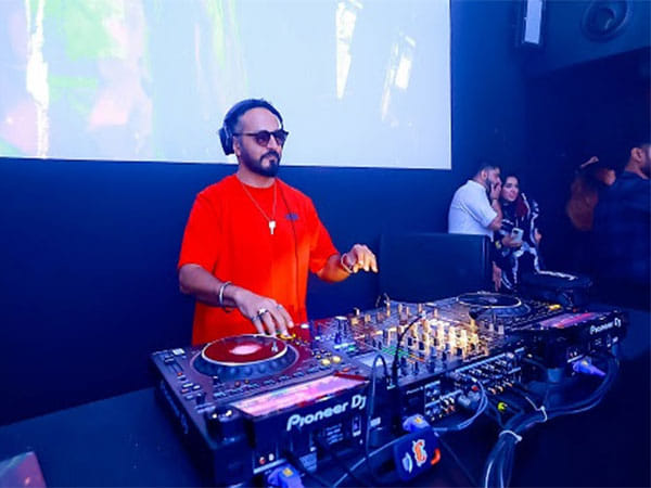 Nikhil Chinapa takes Gurgaon by Storm with Exclusive Performance at Iluzn Club & Kitchen