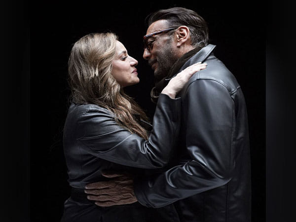 Jackie Shroff, Neelam Kothari Soni's chemistry in 'Tu' song surprises audience