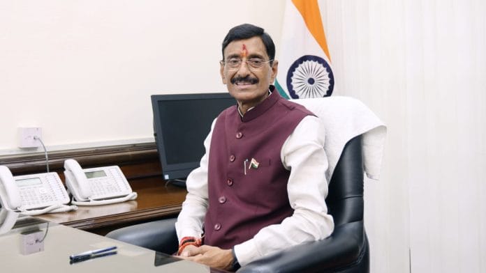 Secretary of State for Defence Sanjay Seth | PIB