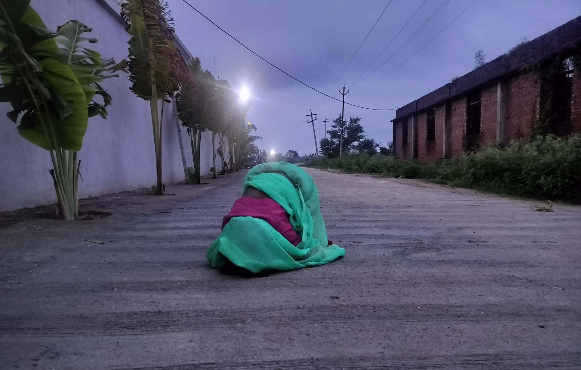  A follower cries in front of Bhole Baba's Mainpuri ashram | Shubhangi Misra | ThePrint