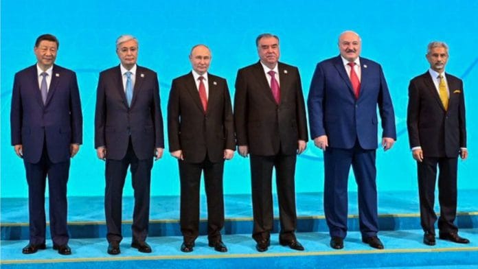External affairs minister S Jaishankar with Chinese President Xi Jinping, Russian President Vladimir Putin, and others during the SCO summit