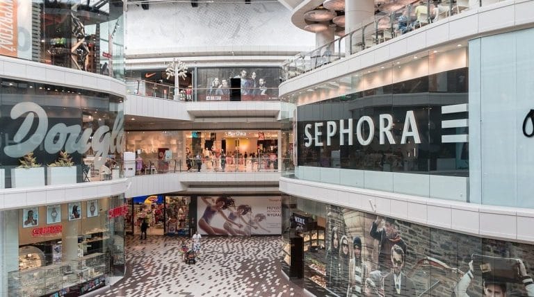 ‘Sephora kids’ falling for luxury skincare. Where does it all end—retinol at 15, Botox at 20?