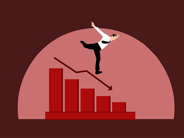 Dow drops over 1000 points, Nasdaq slides 6 pc in global markets rout