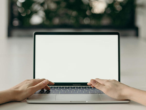 Pak businesses planning to shift their operations abroad as internet speed drops by 30-40 pc 