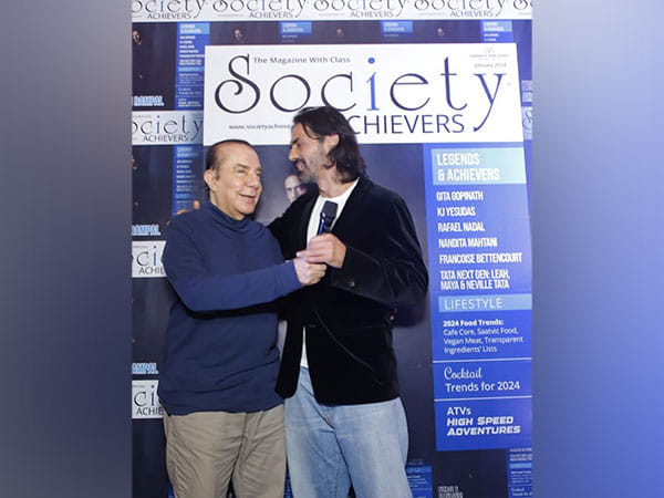 Arjun Rampal, Bipasha Basu react to Nari Hira's death