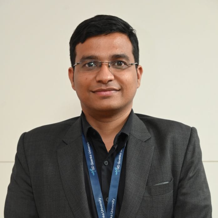 Dr Deevanshu Shrivastava