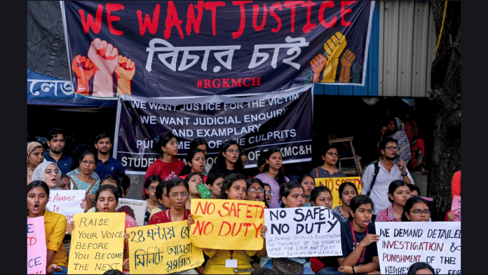Doctors and nursing staff protest agains rape and murder of a woman doctor inside RG Kar Medical College, in Kolkata, 11 August, 2024 | Credit: PTI