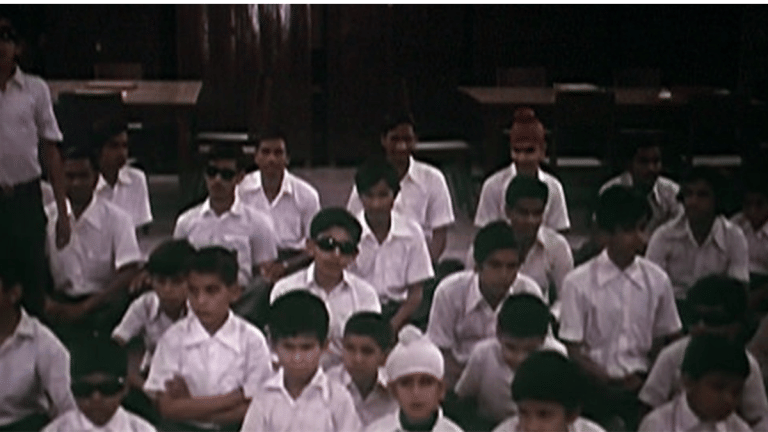 Sai Paranjpye’s ‘Sparsh’ squashes the ‘lachar-bechara’ image of blind people