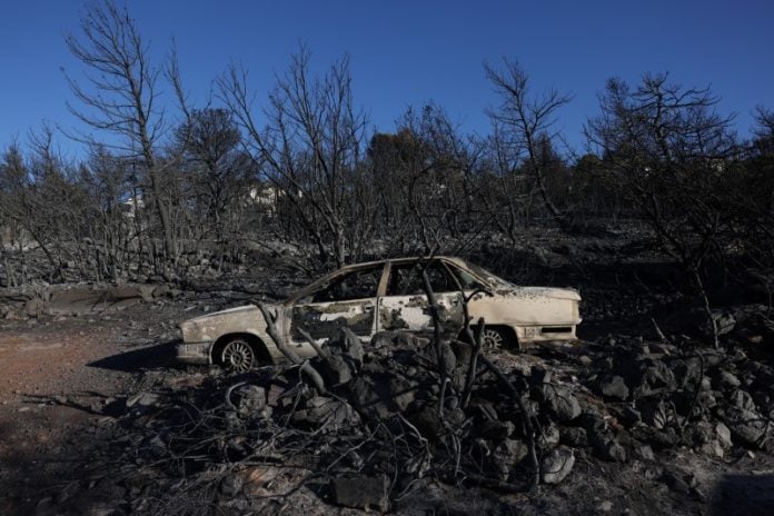 One dead as Greek wildfire burns in Athens suburbs – ThePrint – ReutersFeed