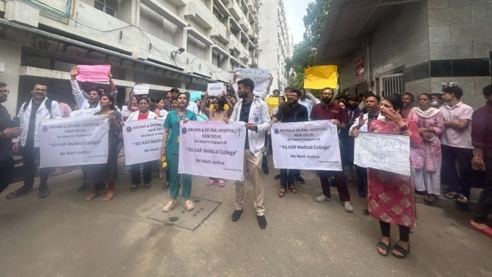 Junior doctors and medical students protest Kolkata rape-murder, at RML hospital in New Delhi, Tuesday | Zenaira Bakhsh | ThePrint