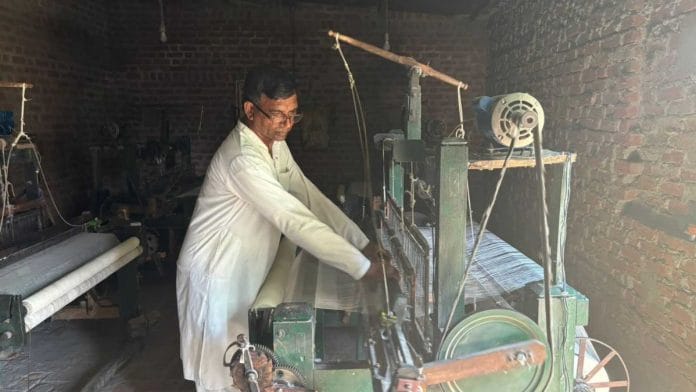 Jaffer, a weaver working with handlooms in his workshop, Kanth | Vandana Menon, ThePrint