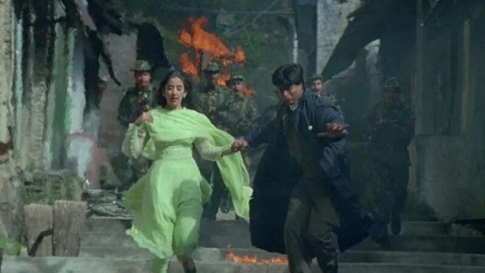 Shah Rukh Khan and Manisha Koirala in Dil Se