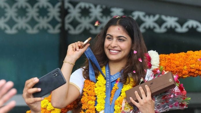 Manu Bhaker arriving in Delhi on 7 August 2024 after her historic performance in the Paris Olympics 2024 | Suraj Singh Bisht | ThePrint