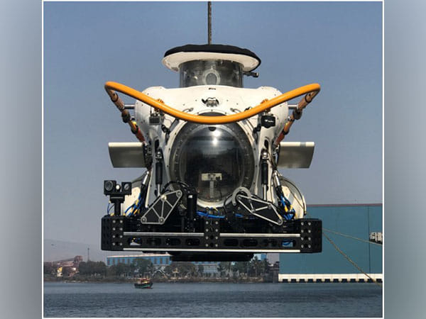 Indian Navy, South African Navy sign Implementing Agreement to boost submarine rescue support cooperation 