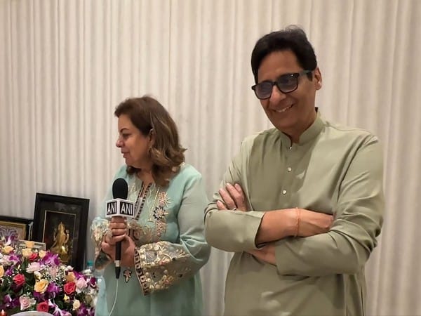 Vashu Bhagnani celebrates Ganesh Chaturthi with family