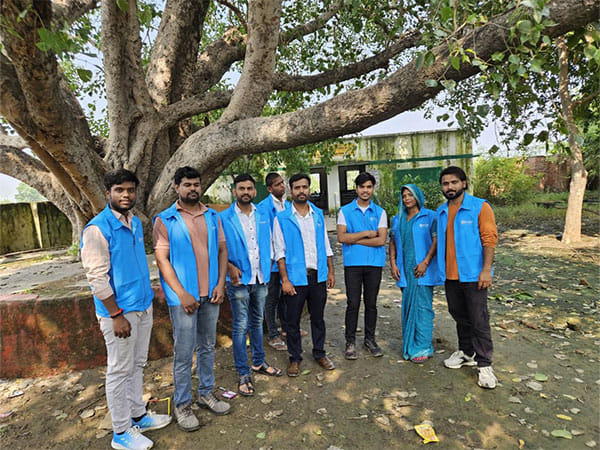 IYDF and Arun Tent House Join Forces to Support and Inspire Children in Rural Kanpur Dehat