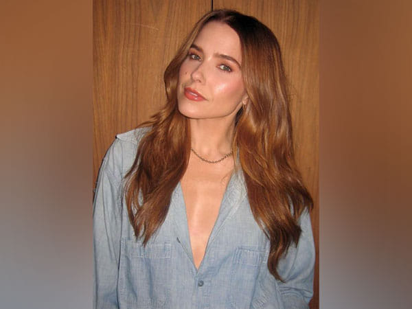 Sophia Bush joins 'Grey's Anatomy' as new trauma surgeon