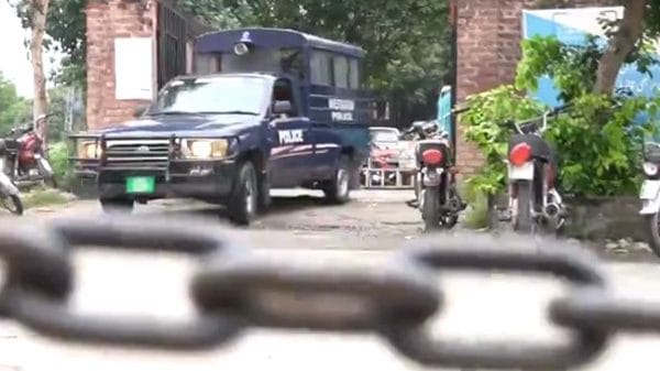 Pakistan: Police releases six out of eight 