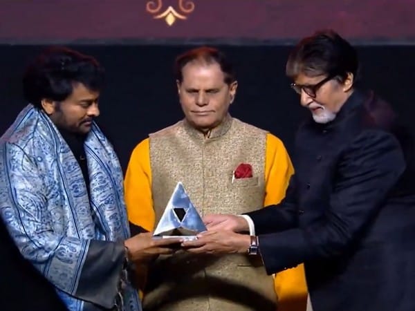 Amitabh Bachchan honours Chiranjeevi with ANR Award