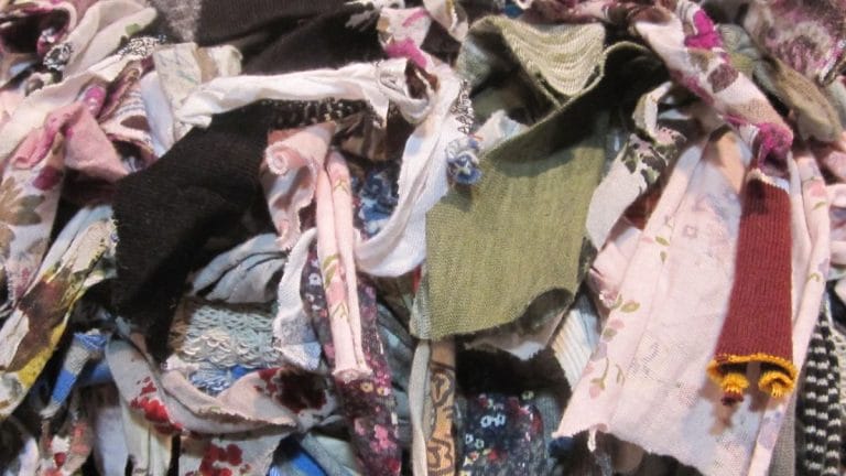 How Gen Z’s shopping habits are starkly against their eco-conscious values