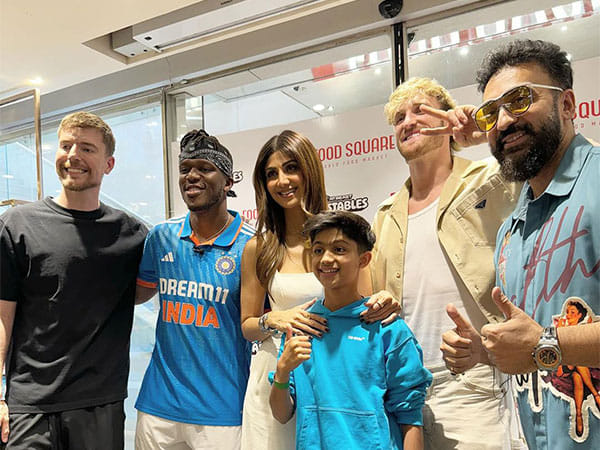 Shilpa Shetty meets youtuber MrBeast, Logon Paul in Mumbai