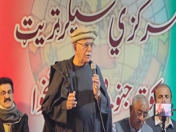 Pakistan: Mahmood Khan Achakzai criticises state institutions' inaction on violence against citizens