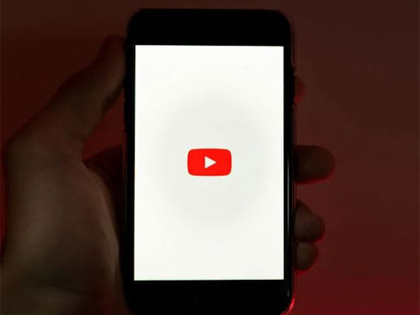 YouTube tests AI-powered music remixes 