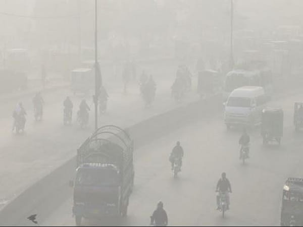 Pakistan: Lockdown in Lahore, Multan amid smog concerns