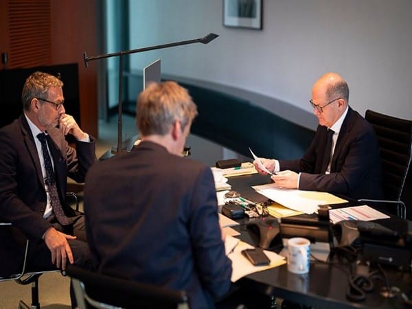 German Chancellor Scholz urges Putin to 