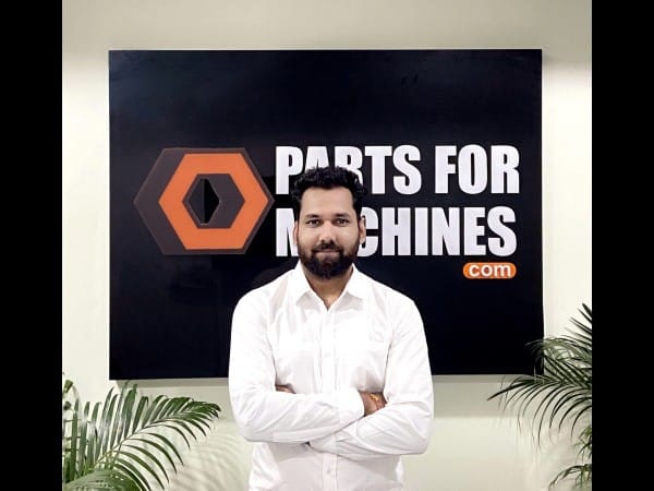Partsformachines.com scripts history by pioneering the use of AI-powered search assistant in the construction, agriculture and industrial sector