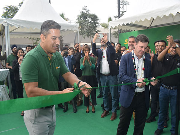 Subway Global CEO John Chidsey Inaugurates Subway's 850th Outlet at Elan Miracle Mall in Sector 84, Gurugram