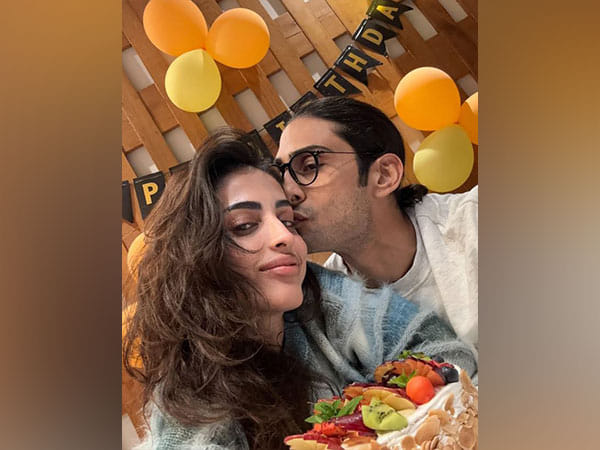 Prateik Babbar shares pictures with fiance Priya Banerjee from his 38th birthday