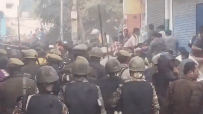 Police baton charge after an incident of stone pelting reportedly took place in Sambhal as a survey team arrived at Shahi Jama Masjid to conduct a survey of the mosque. |X\@PTI_News