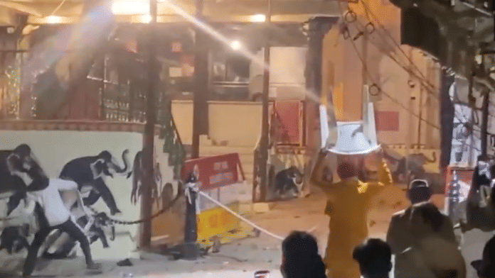 Dispute within the former royal family turned violent as supporters of BJP MLA Vishvaraj Singh Mewar, who was crowned as the 77th Maharana of Mewar, clashed with City Palace representatives, leading to stone-pelting. | X\@ANI