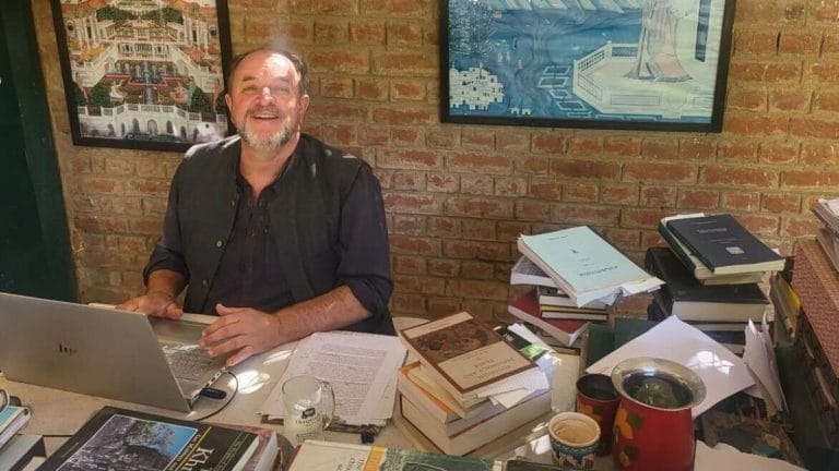 Why is it fashionable to deride historians? The answer lies outside academia