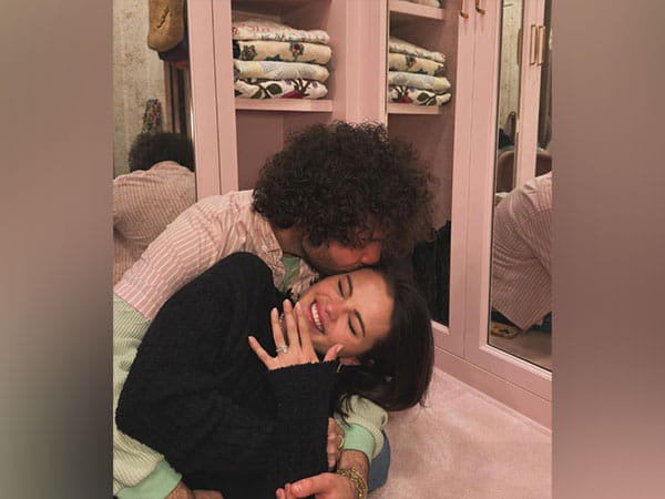 Selena Gomez gets engaged to boyfriend Benny Blanco, says 