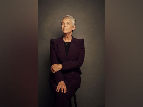 Jamie Lee Curtis says husband Christopher Guest 