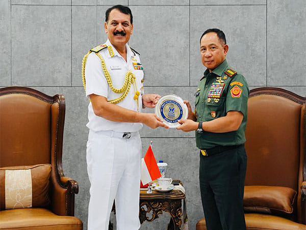 Indian Navy chief meets Indonesian Armed Forces Commander to strengthen naval cooperation