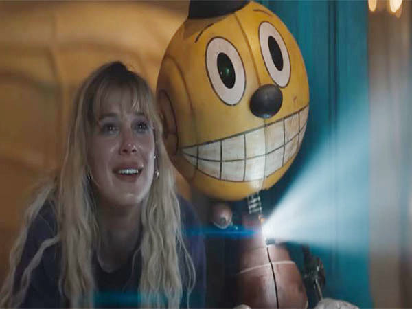 'The Electric State' trailer reveals a dystopian future with Millie Bobby Brown and Chris Pratt