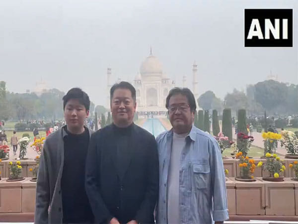 Governor of Japan's Yamanashi Prefecture, delegates visit Taj Mahal