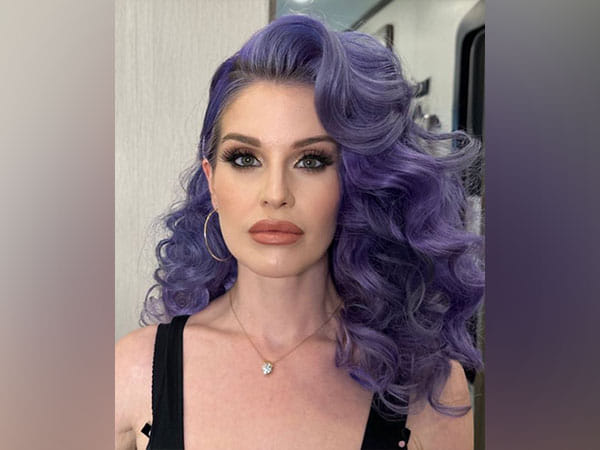 Kelly Osbourne suffering from fever, shares health update 