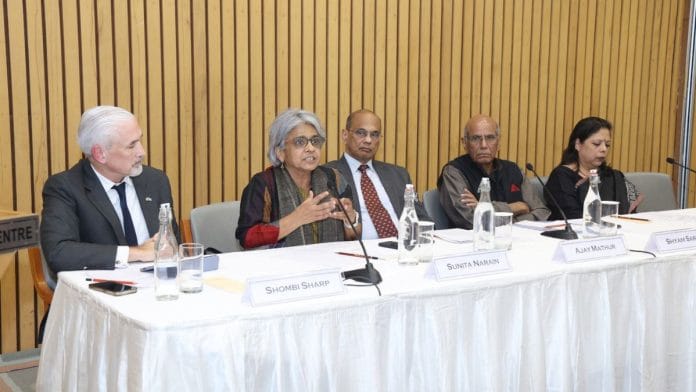 Shombi Sharp, Sunita Narain, Ajay Mathur, Shyam Saran, and Leena Nandan at IIC, New Delhi