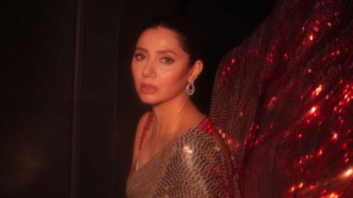 Mahira Khan in a Manish Malhotra sari