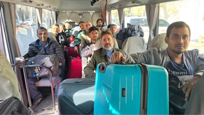 Indian nationals on their way from Syria to Lebanon | External Publicity (XP) Division, MEA