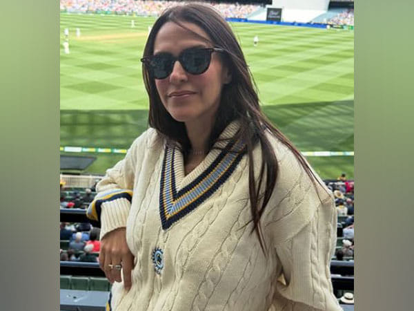 Neha Dhupia pays tribute to father-in-law Bishan Singh Bedi as she dons his cricket sweater during Ind vs AUS match