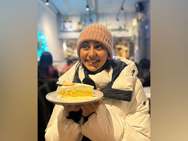 Rakul Preet Singh talks about 'letting go and relishing food without feeling guilty', shares adorable pictures