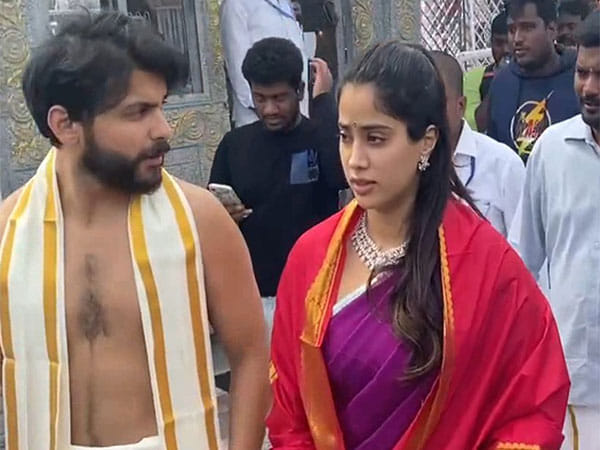 Janhvi Kapoor visits Tirumala Temple with rumoured boyfriend Shikhar Pahariya