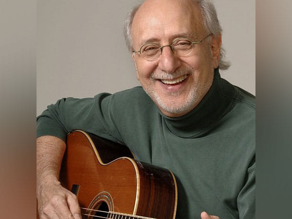 Singer Peter Yarrow no more