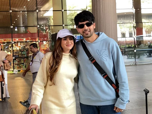 Armaan Malik, Aashna Shroff make first public appearance post wedding, greet fans and paps